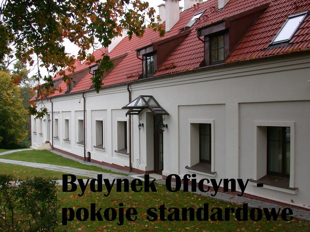 Lezno Palace Exterior photo