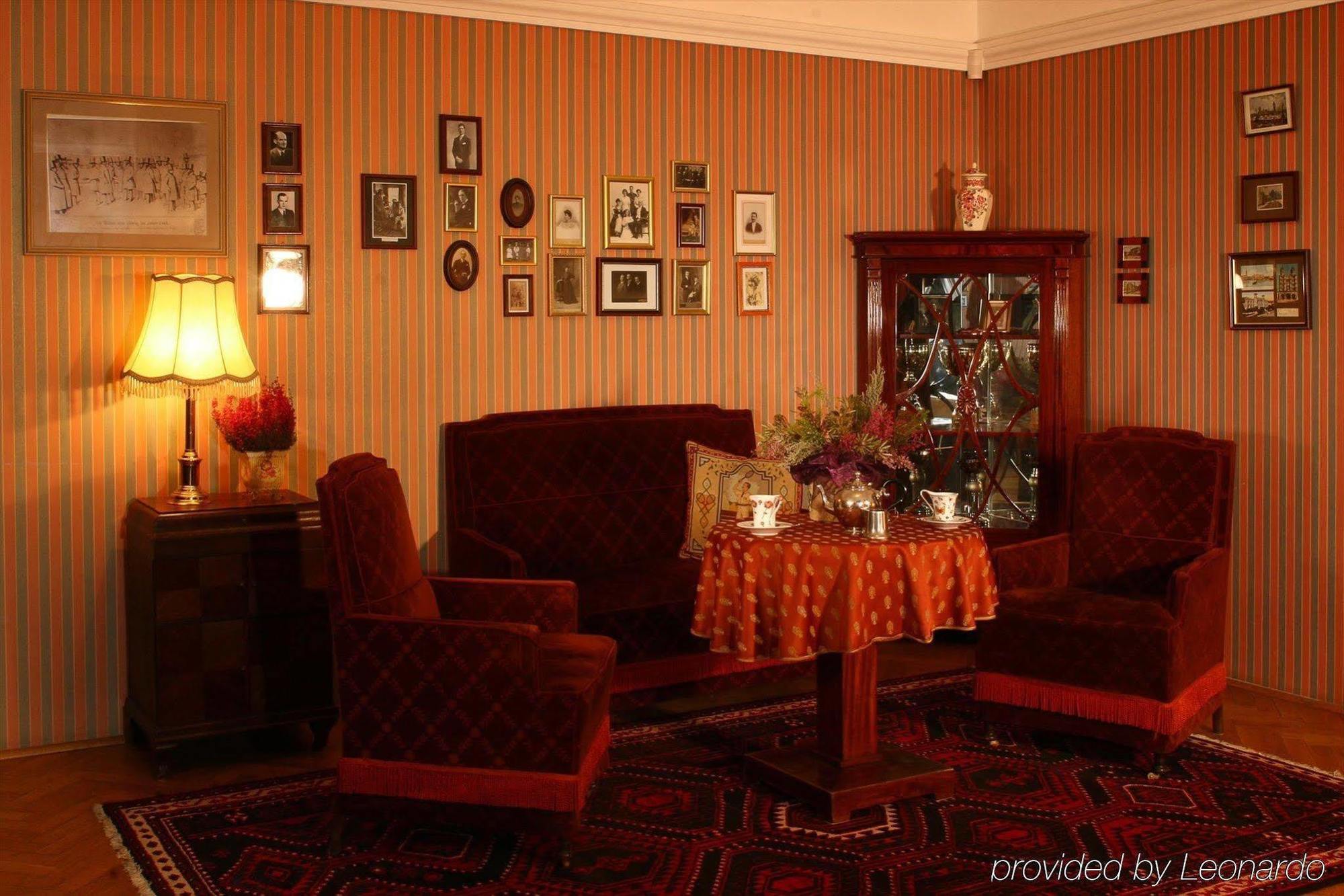 Lezno Palace Interior photo